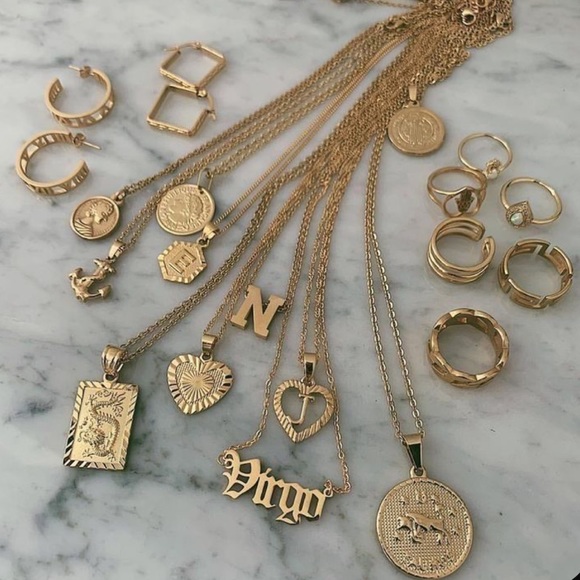 Mystery Box 📦✨ - Picture 5 of 6